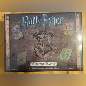 Warner Bros. Harry Potter Hogwarts Battle Game - Blue and Brown